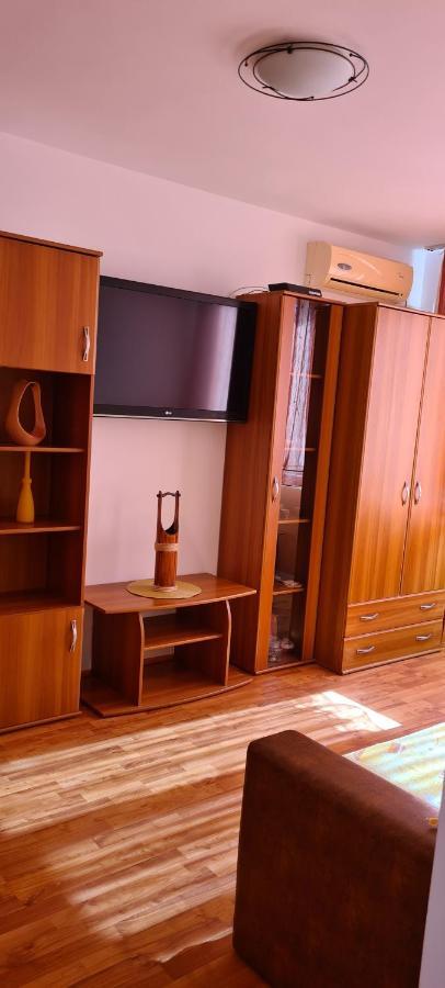 Appartement Apartament Mara à Neptun Extérieur photo